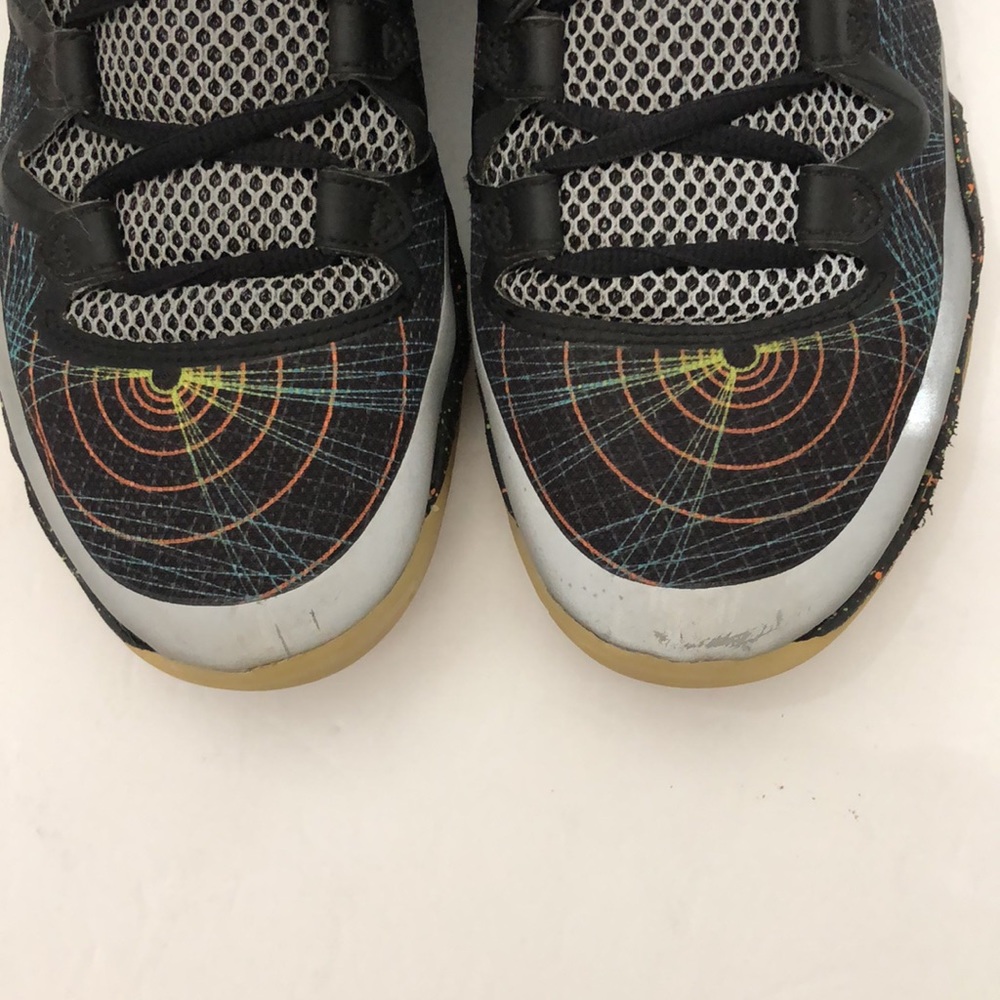 AIR JORDAN 28 CHRISTMAS BASKETBALL SNEAKERS MENS SIZE 9.5 - Picture 8 of 16